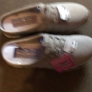 Women’s gray slip on air cool memory foam Skechers